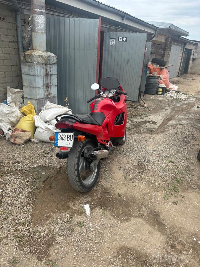 Suzuki GSX