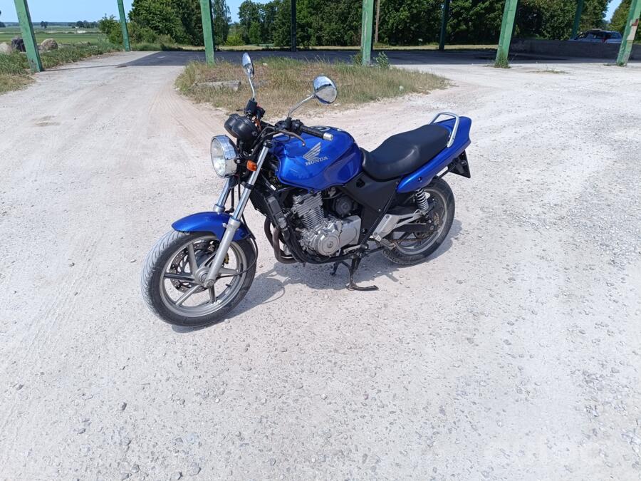 Honda CB