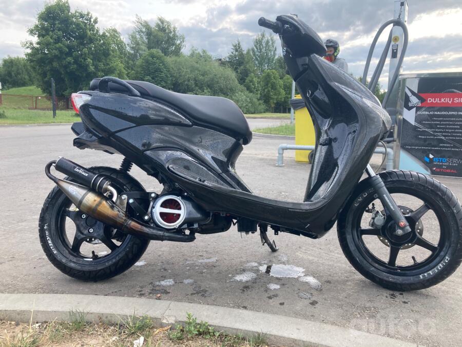 Yamaha Neo's