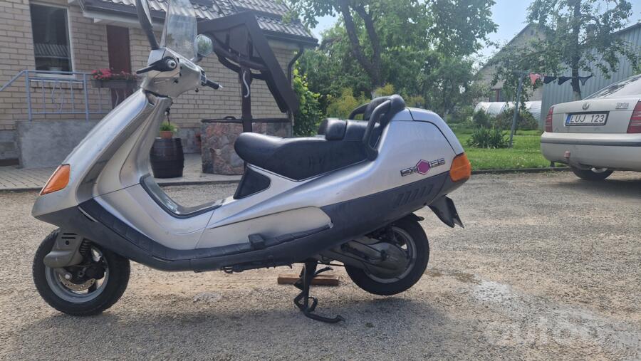 Piaggio Typhoon