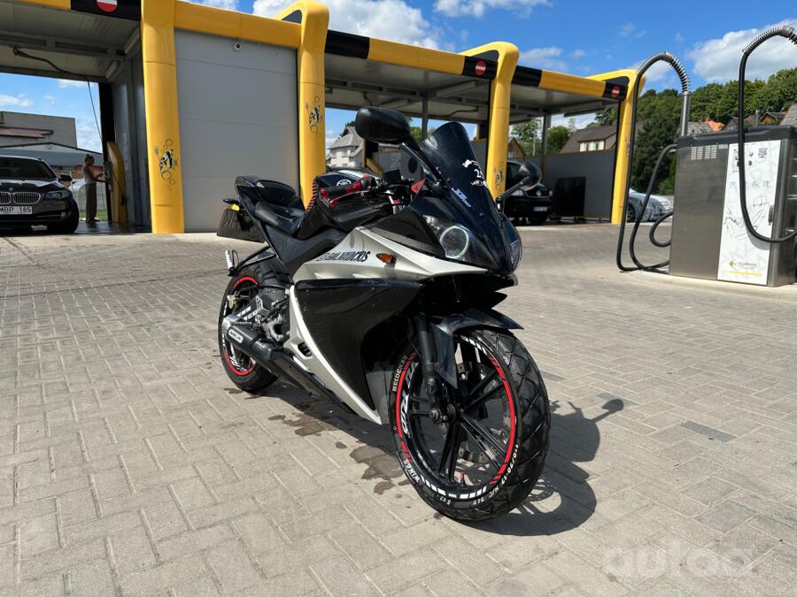 Yamaha YZF