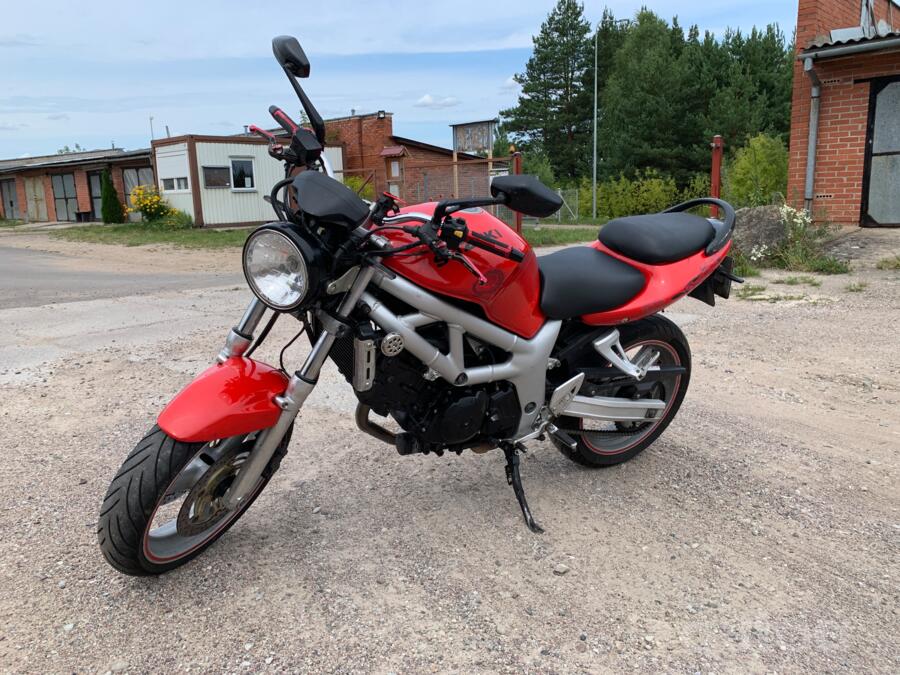 Suzuki SV