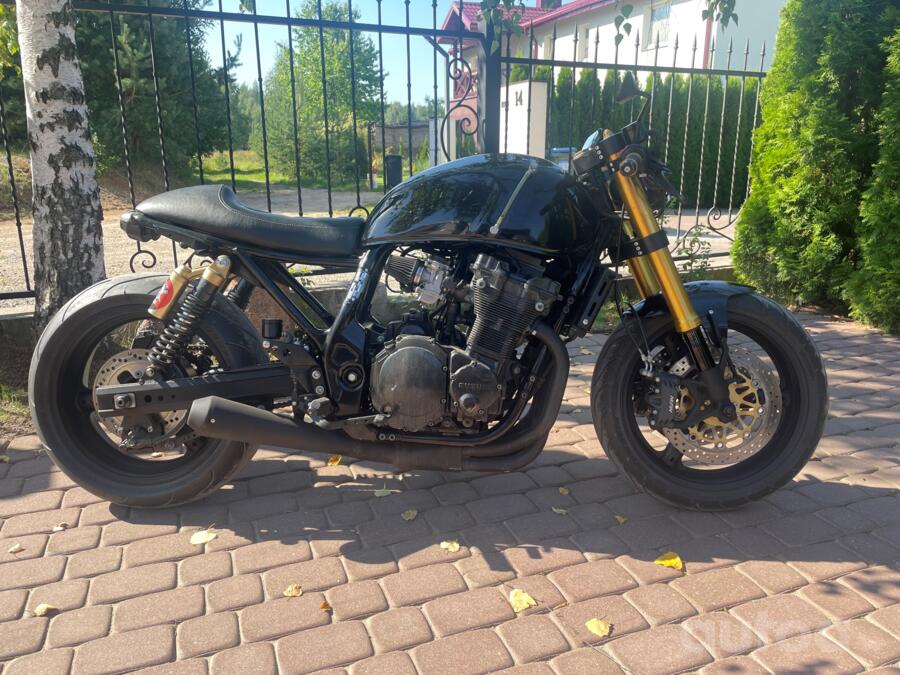Suzuki GSX