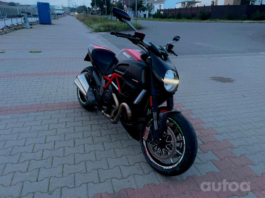 Ducati Diavel
