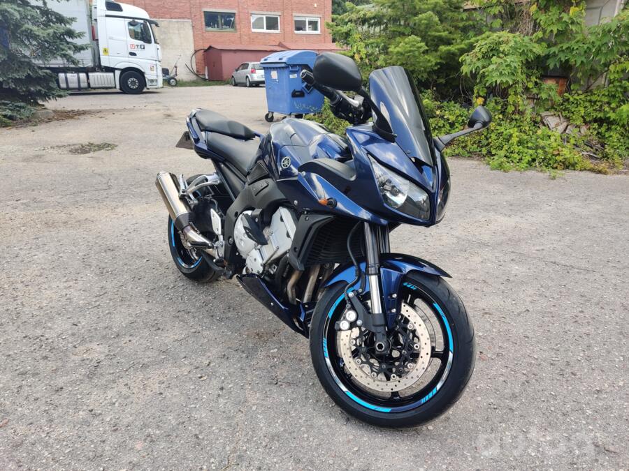 Yamaha FZ