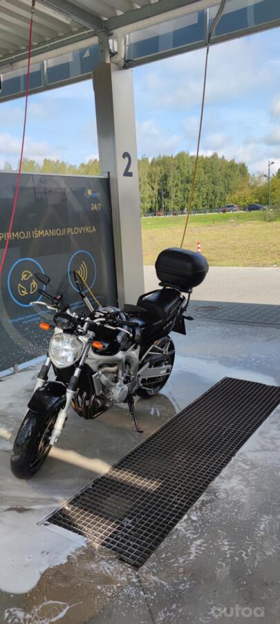 Yamaha FZ