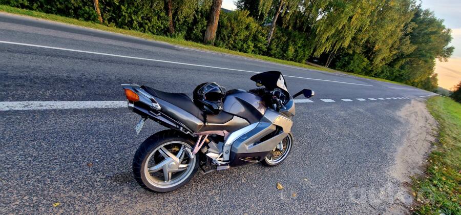 Aprilia RST