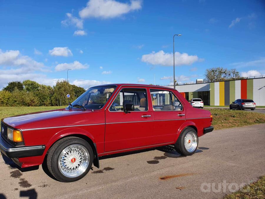 Volkswagen Jetta 1 generation Sedan 4-doors