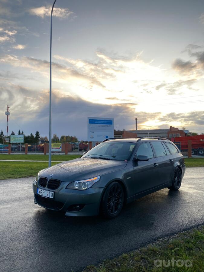 BMW 5 Series E60/E61 Touring wagon