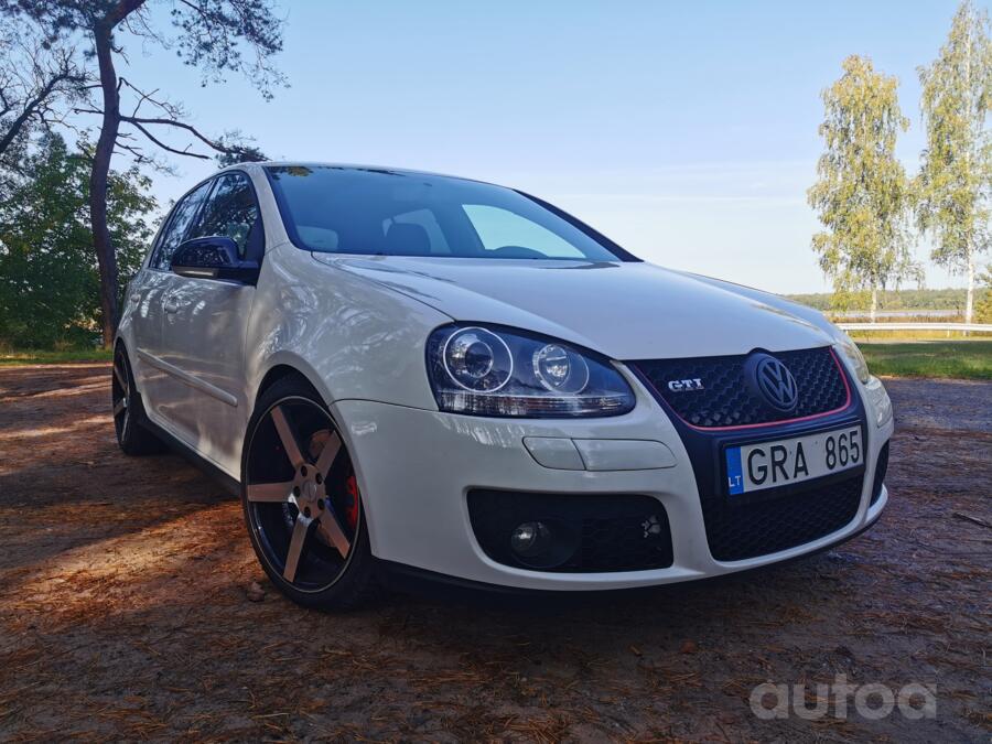 Volkswagen Golf GTI 5 generation