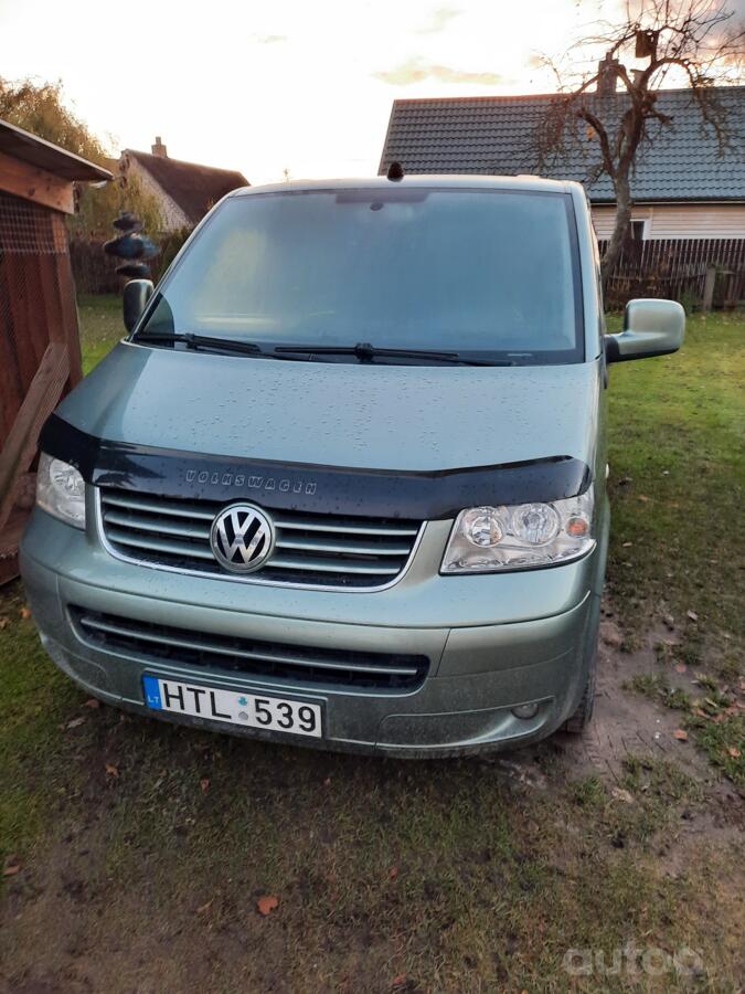 Volkswagen Multivan T5 Minivan