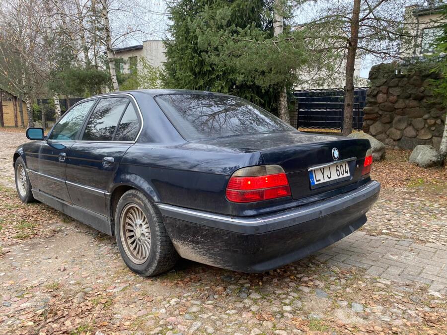 BMW 7 Series E38 Sedan