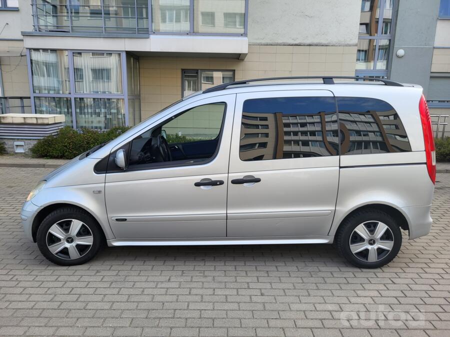 Mercedes-Benz Vaneo W414 Minivan
