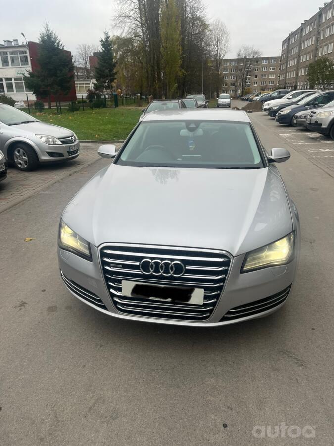 Audi A8 D4/4H Sedan