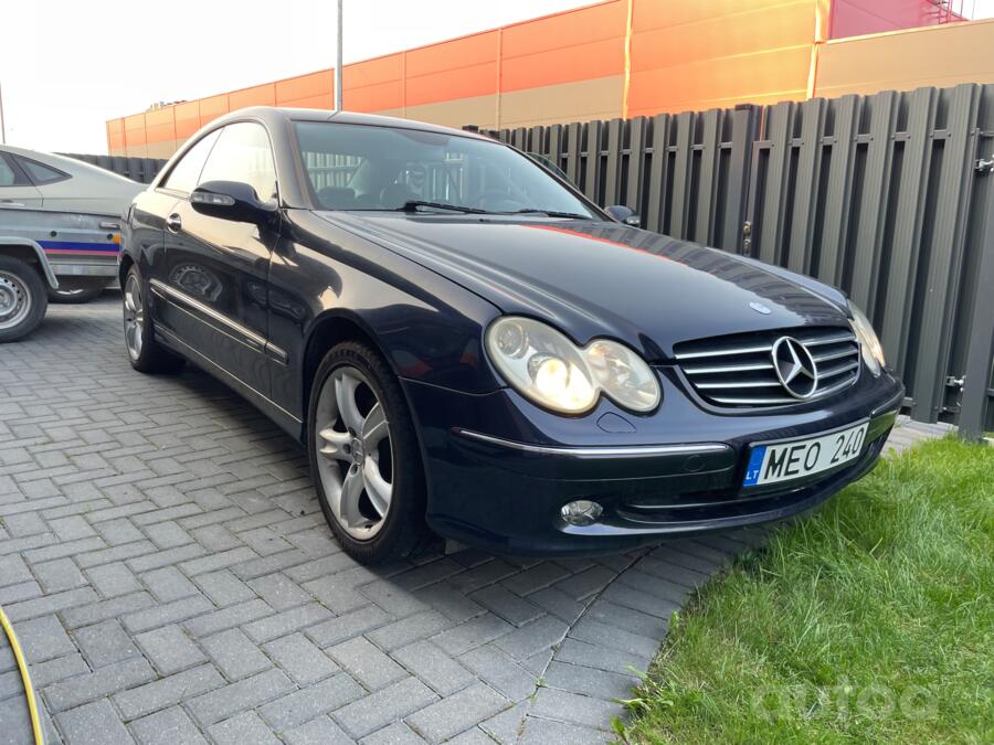 Mercedes-Benz CLK-Class C209 Coupe-Hardtop