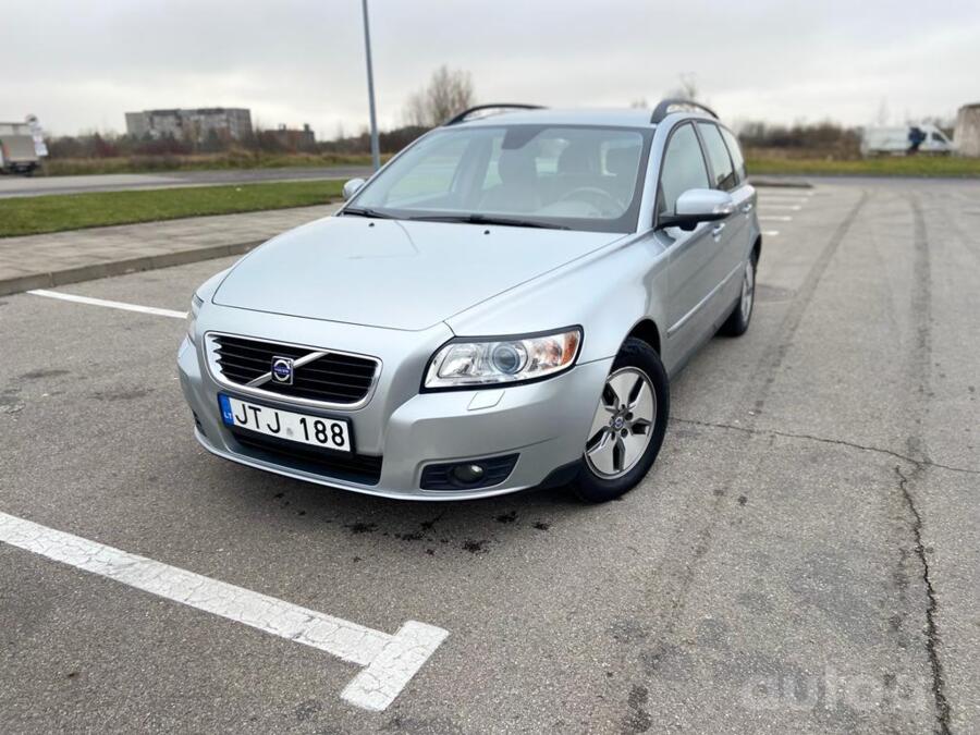 Volvo V50 1 generation [restyling]