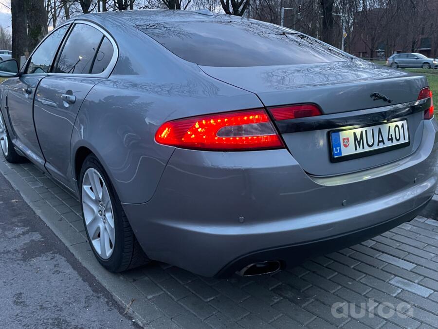 Jaguar XF X250 R Sedan 4-doors