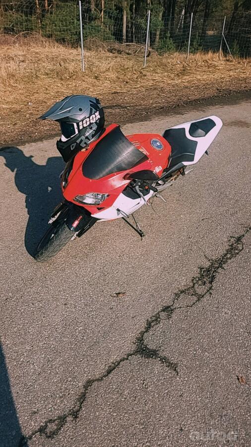 Aprilia RS