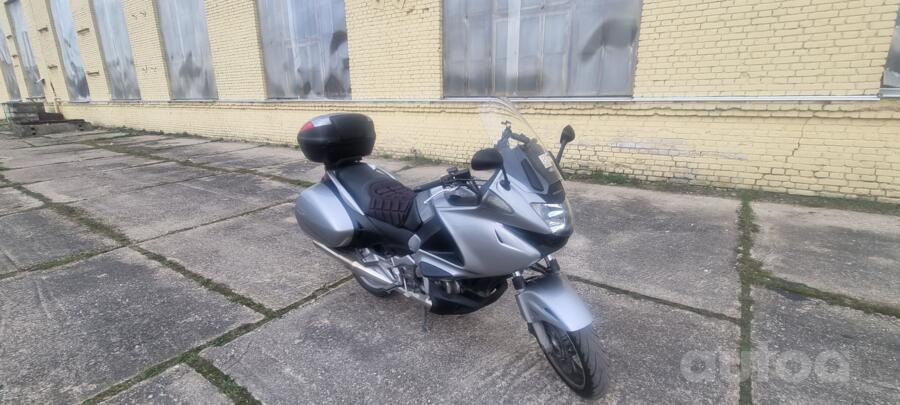 Honda NT