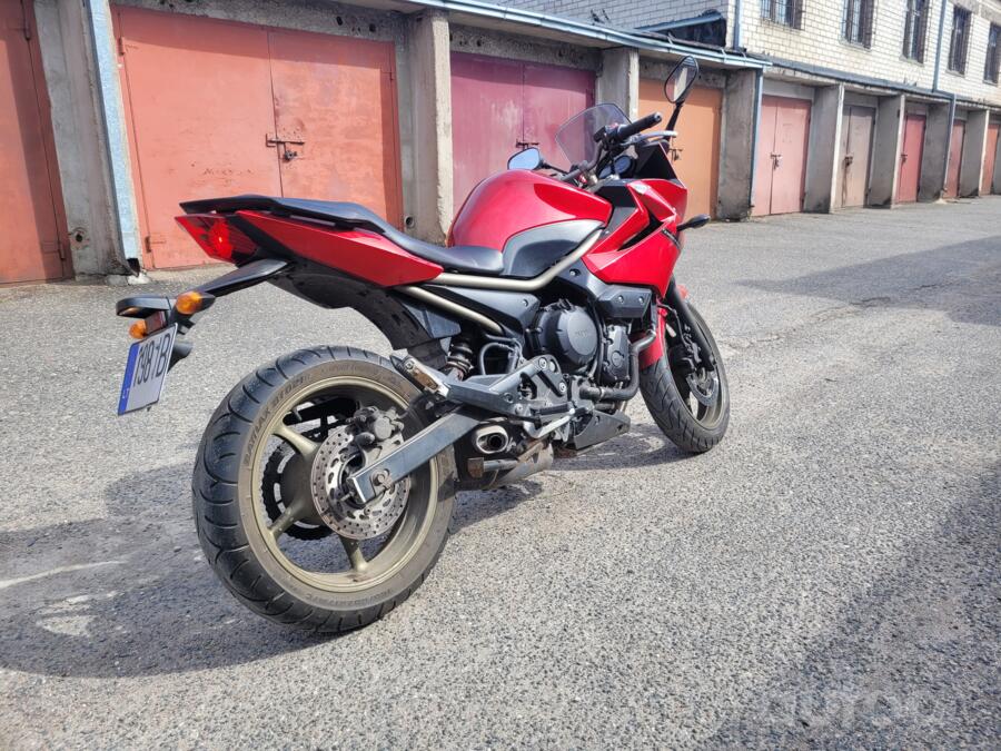 Yamaha XJ