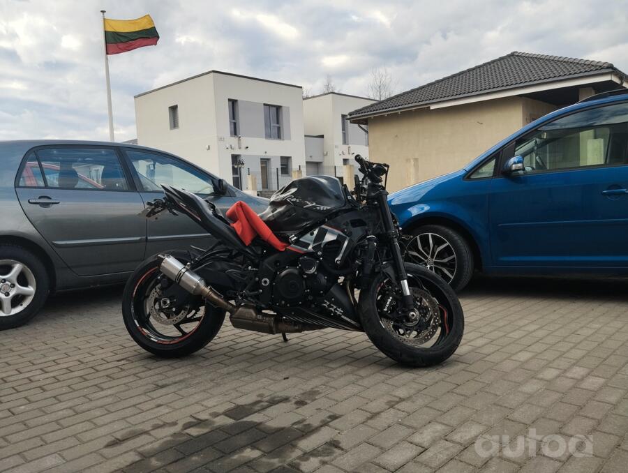 Suzuki GSX-S