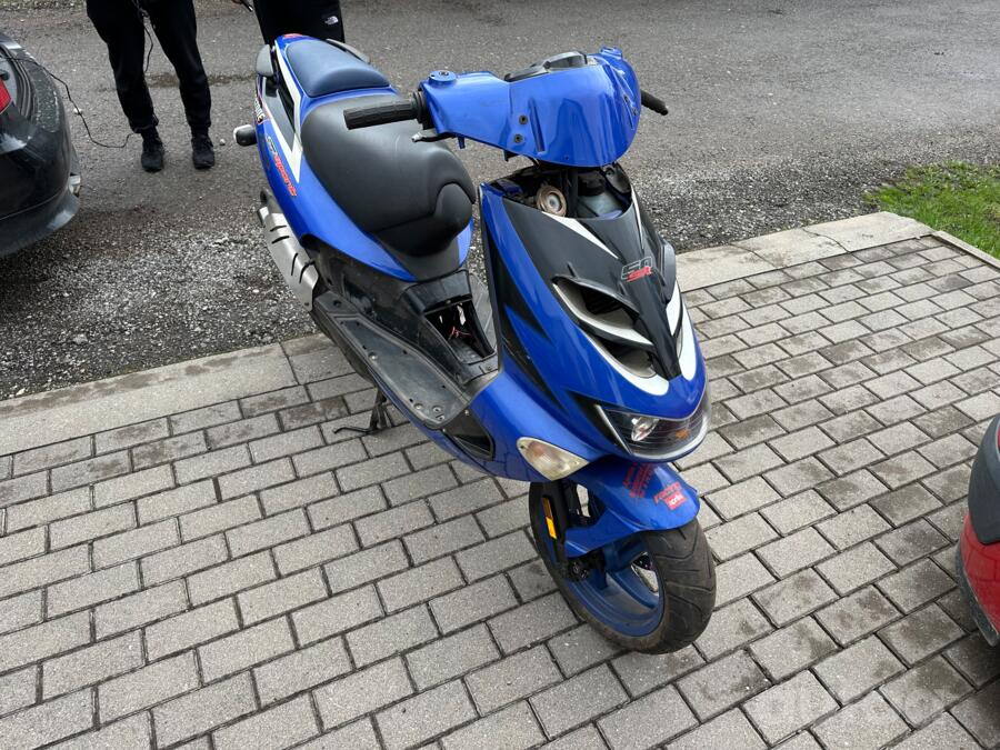 Aprilia SR