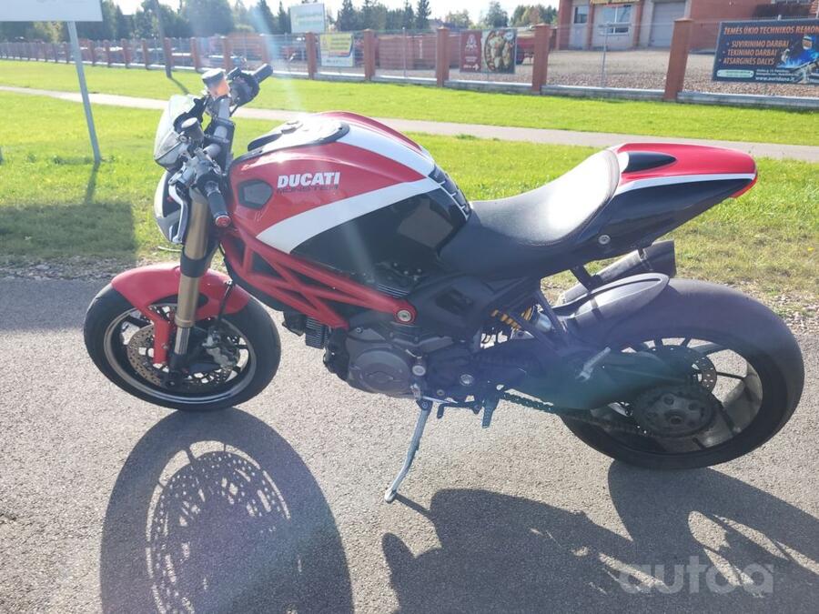 Ducati Monster