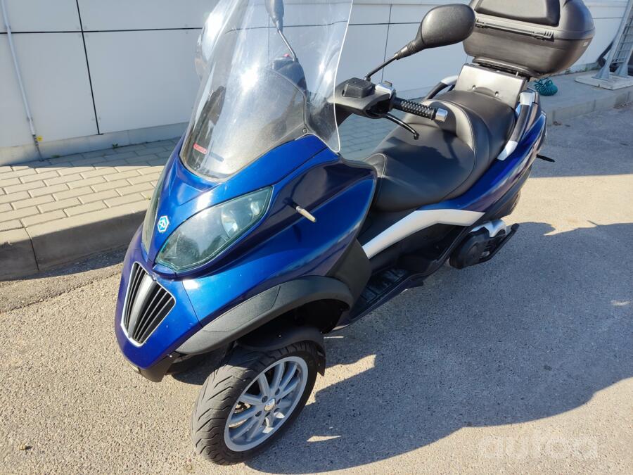 Piaggio MP3