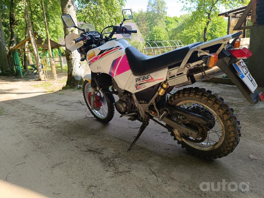 Yamaha XT