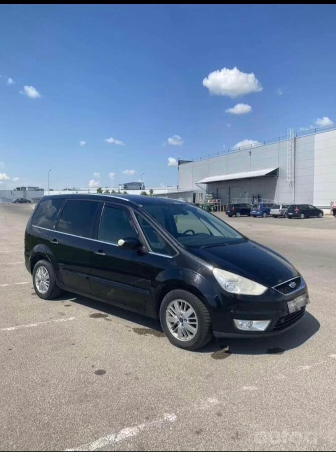 Ford Galaxy 2 generation Minivan