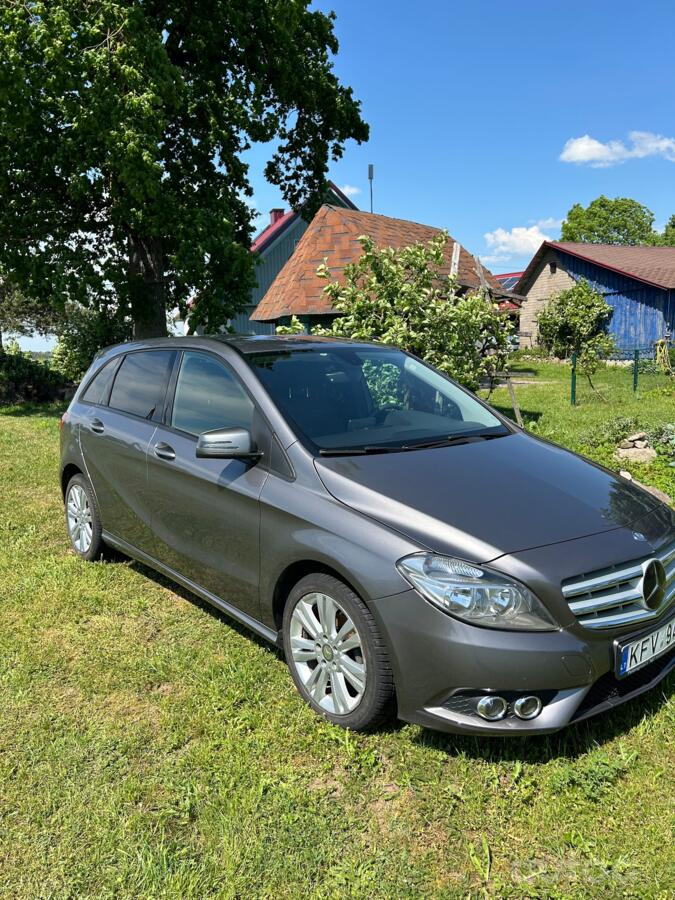 Mercedes-Benz B-Class W246 Hatchback