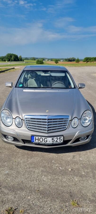 Mercedes-Benz E-Class W211 Sedan