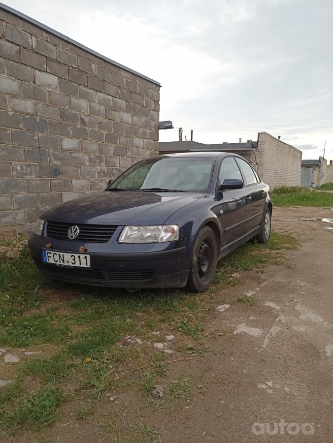Volkswagen Passat B5 Sedan 4-doors