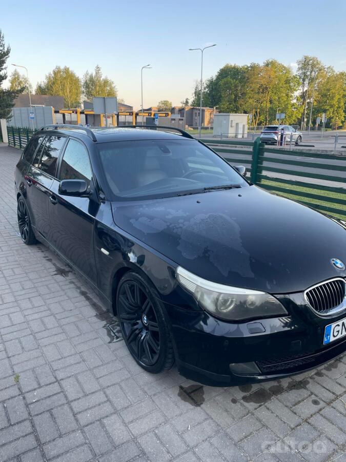 BMW 5 Series E60/E61 Touring wagon