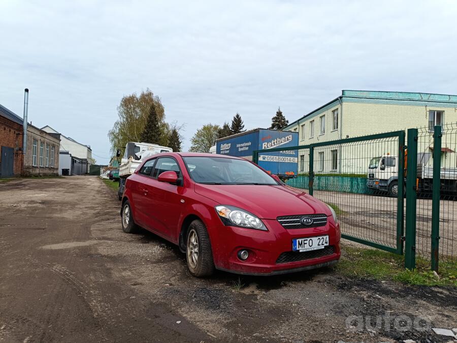 Kia Cee'd 1 generation Pro_cee'd hatchback 3-doors