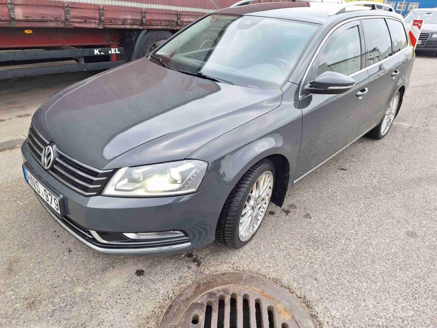Volkswagen Passat B7 Variant wagon 5-doors
