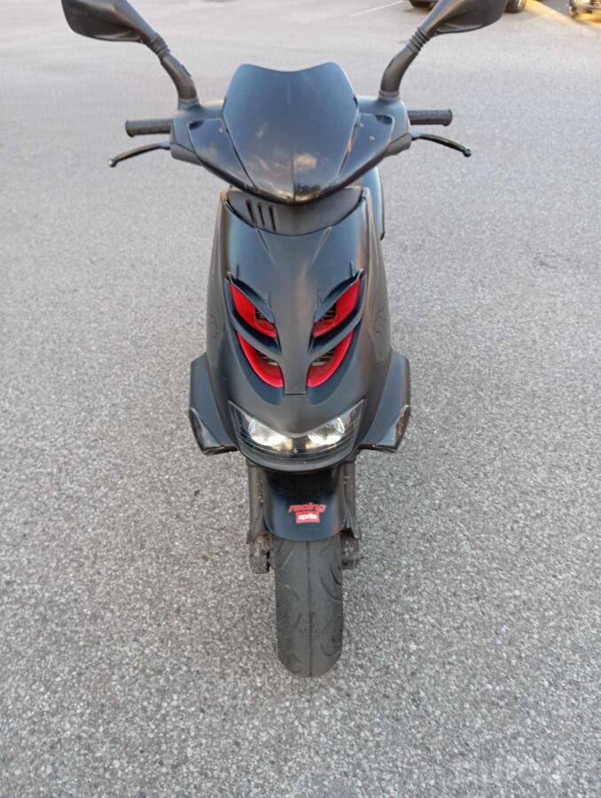 Aprilia SR