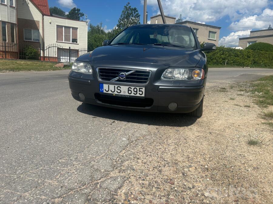 Volvo S60 1 generation [restyling] Sedan