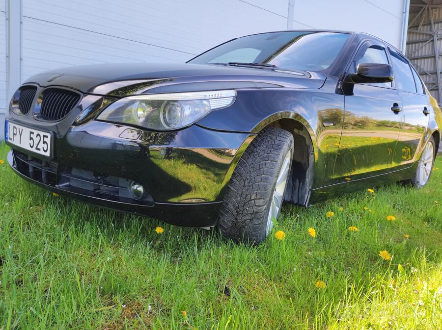 BMW 5 Series E60/E61 Sedan