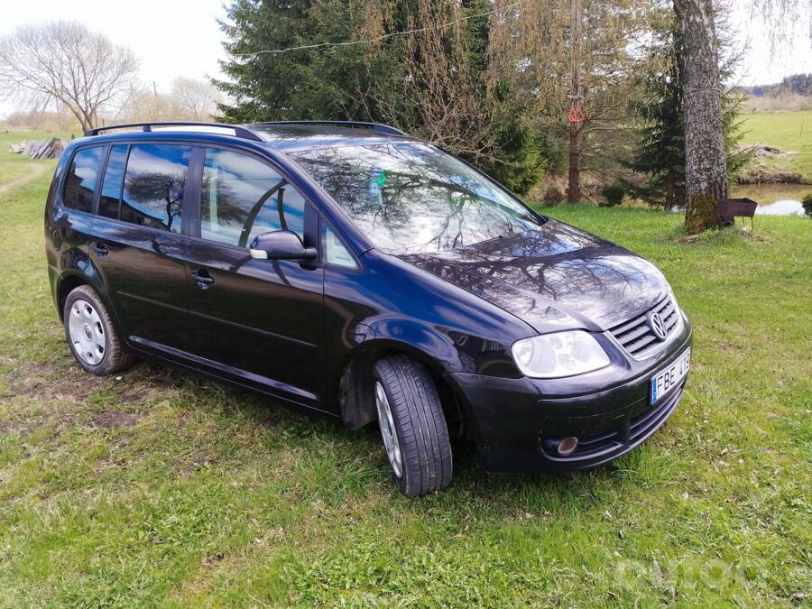 Volkswagen Touran 1 generation Minivan
