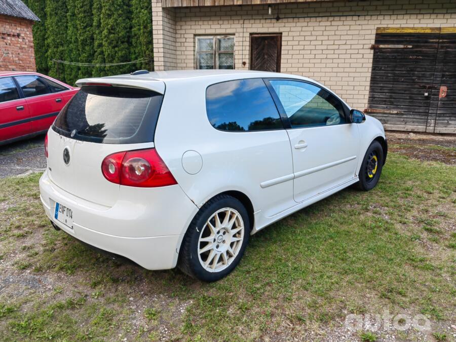 Volkswagen Golf GTI 5 generation