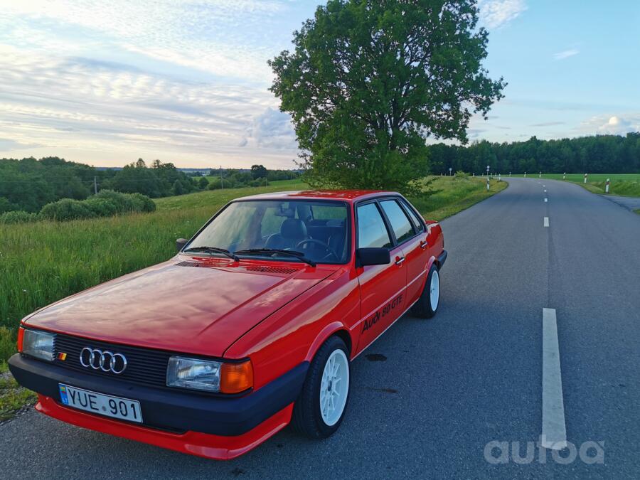 Audi 80 B2 [restyling] Sedan