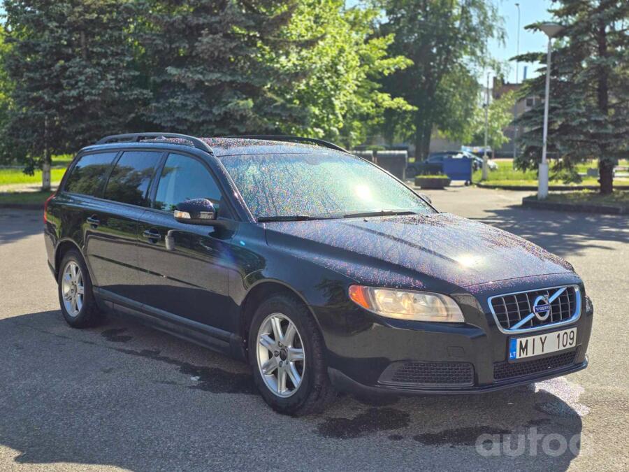 Volvo V70 3 generation wagon