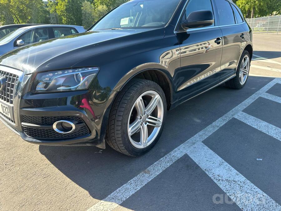 Audi Q5 8R Crossover