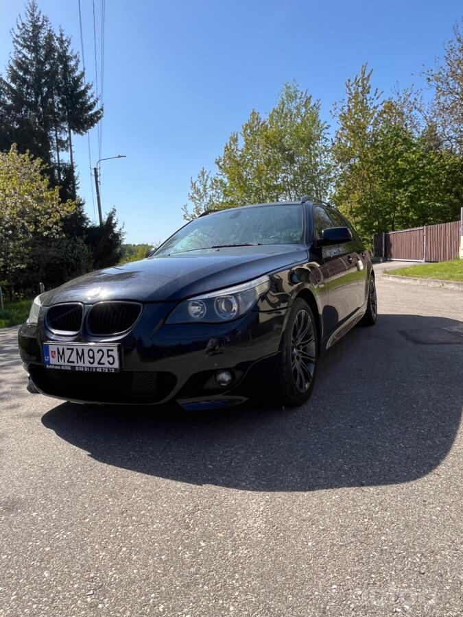 BMW 5 Series E60/E61 Touring wagon