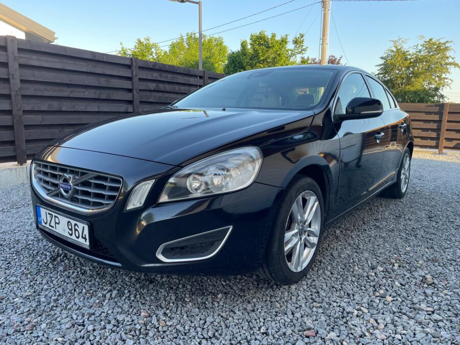 Volvo S60 2 generation Sedan