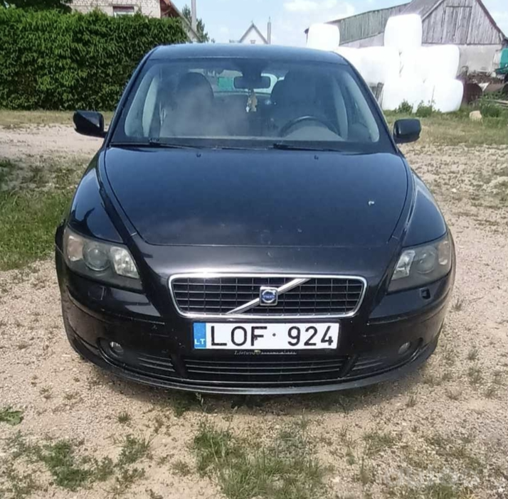 Volvo S40 2 generation Sedan