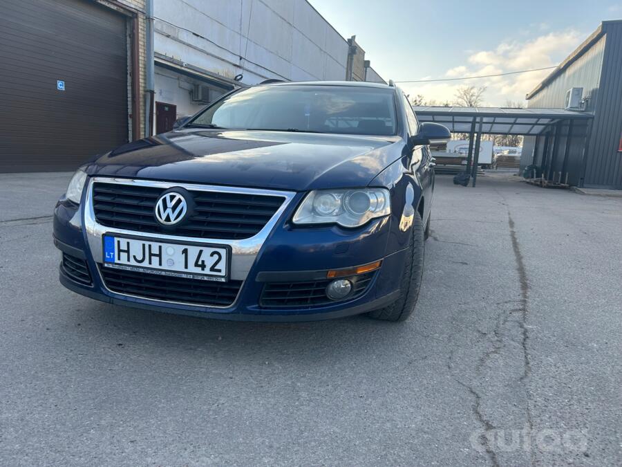 Volkswagen Passat B6 wagon 5-doors