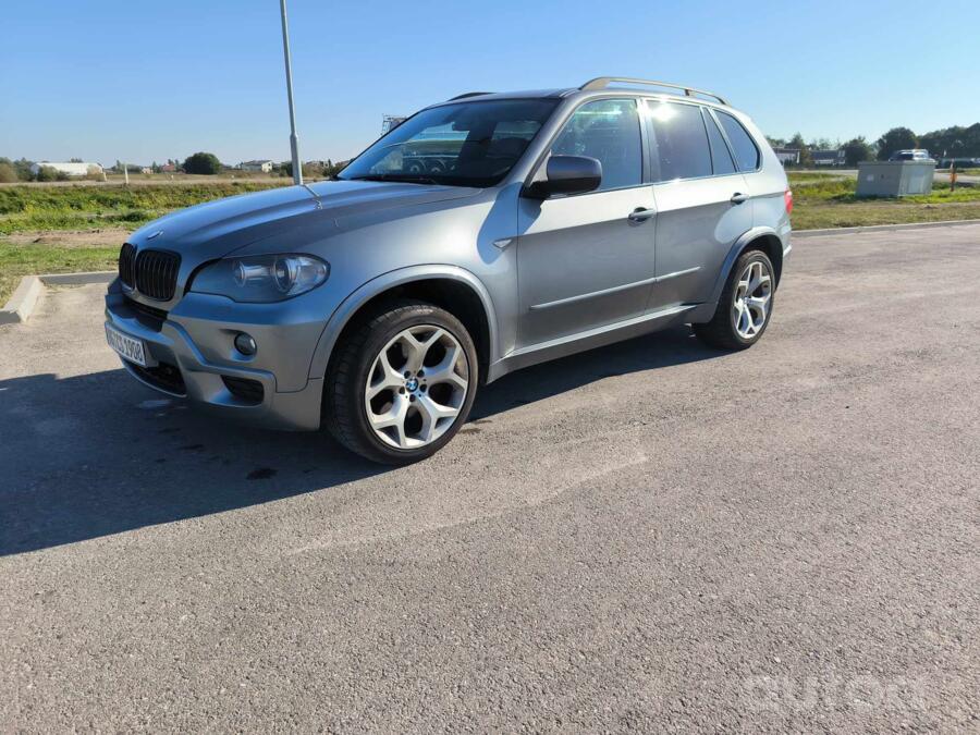 BMW X5 E70 Crossover