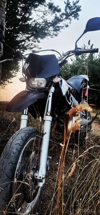 Aprilia SX